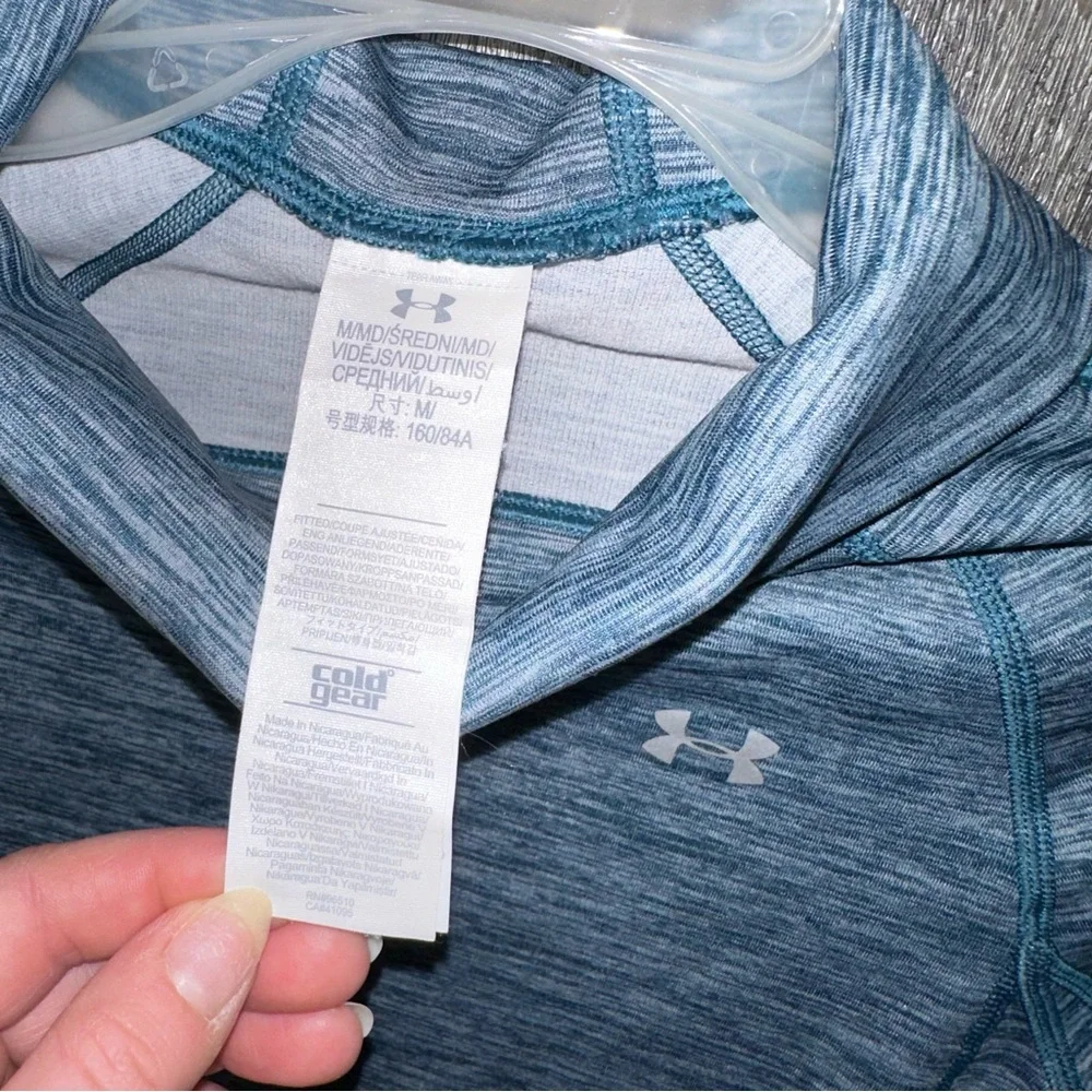 Under Armour Base Layer - Picture 3 of 4